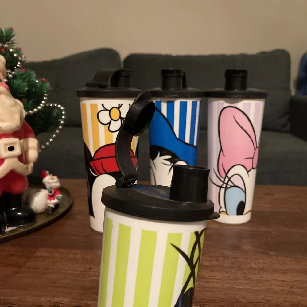 Tupperware Disney Peek A Boo Donald Goofy Minnie Daphne 16 Oz Tumblers Cup 5107‎